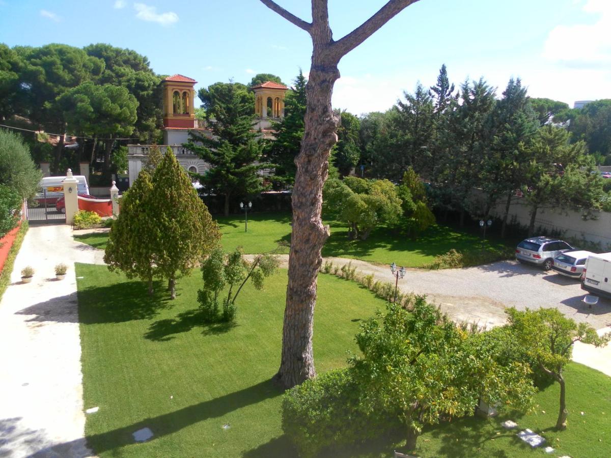 Hotel Executive L'Orangerie Bb Bari Exterior foto